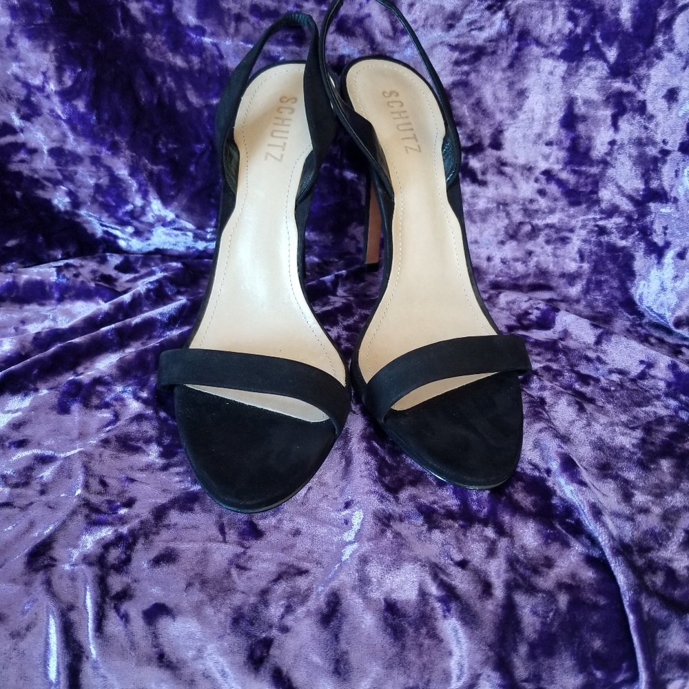 NWT Schutz Heels